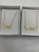 Load image into Gallery viewer, Necklace Set